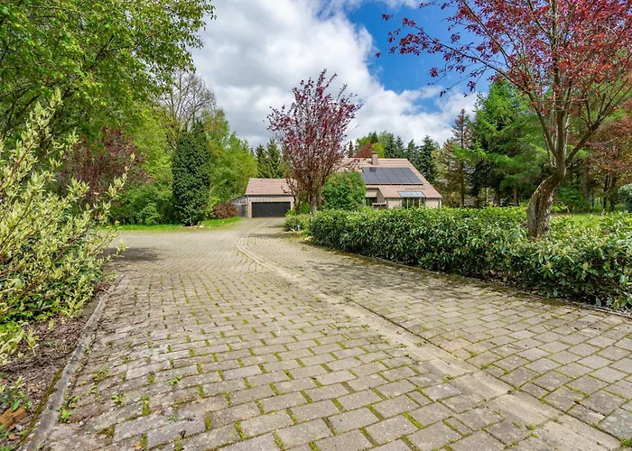 Holiday home Castor Saint-Hubert